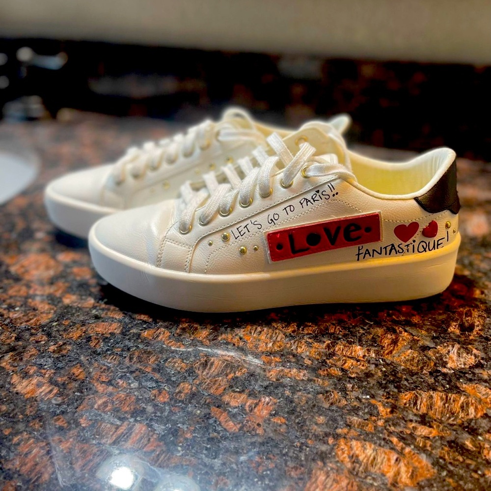 Aldo Sneakers size 7W